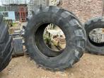Vredestein Traxion 710/70R38, Zakelijke goederen