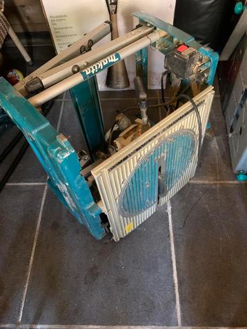 Makita flipper zaagmachien, Doe-het-zelf en Bouw, Gereedschap | Zaagmachines, Ophalen, Gebruikt