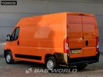 Opel Movano 165PK L2H2 Trekhaak Navi 165PK Airco Cruise Came, Auto's, Gebruikt, 2500 kg, Leder, Bedrijf