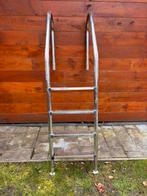 Zwembad ladder, Ophalen, Zo goed als nieuw, Ladder