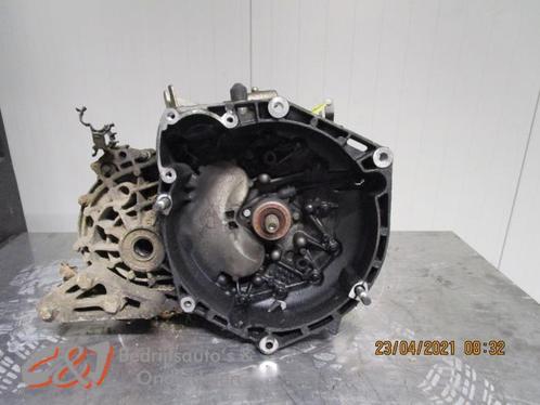 Versnellingsbak van een Fiat Doblo, Auto-onderdelen, Transmissie en Toebehoren, Fiat, Gebruikt, 3 maanden garantie, Ophalen of Verzenden