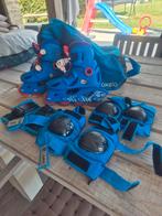 Skeeler/skates mt 30-32 met beschermers en tas, Verstelbaar, Kinderen, Zo goed als nieuw, Inline skates 4 wielen