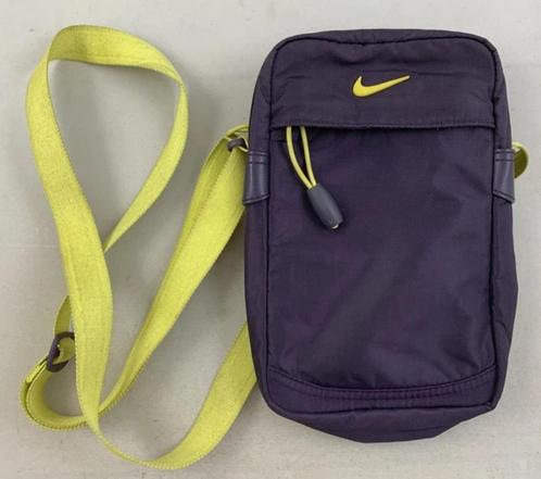 Nike Sami schoudertas tas Lila Small Items Bag nylon 2008, Handtassen en Accessoires, Tassen | Schoudertassen, Zo goed als nieuw