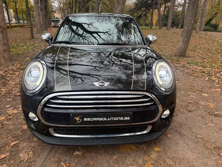 MINI COOPER 93600km 08/2014 benzine 1500cc, Auto's, Mini, Particulier, Cooper, ABS, Achteruitrijcamera, Airbags, Airconditioning