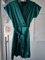 Mooi groen feestkleedje Sora (jbc) in mooie staat (36), Kleding | Dames, Jurken, Ophalen of Verzenden, Sora by Jbc, Maat 36 (S)