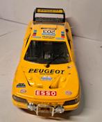 Burago 1/24 Peugeot 405, Hobby en Vrije tijd, Ophalen of Verzenden, Zo goed als nieuw, Burago