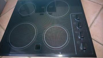 Plaque de cuisson Euro Kera 446, Electroménager, Tables de cuisson, 4 zones de cuisson, Enlèvement, Utilisé, À Poser