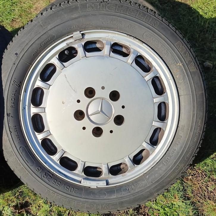 Mercedes velgen 190E Gullideckel W201 Sportline, Autos : Pièces & Accessoires, Pneus & Jantes, Pneus et Jantes, Pneus été, 15 pouces