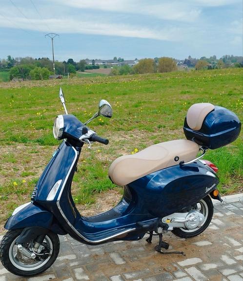 Vespa Primavera 50, Fietsen en Brommers, Scooters | Vespa, Zo goed als nieuw, Ophalen of Verzenden