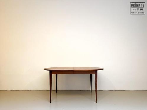 Vintage - Ovale eettafel, Antiek en Kunst, Curiosa en Brocante, Ophalen