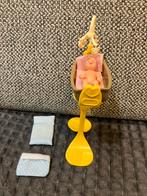 Popje in wieg + mobiel en lakens simba, Ophalen of Verzenden, Zo goed als nieuw