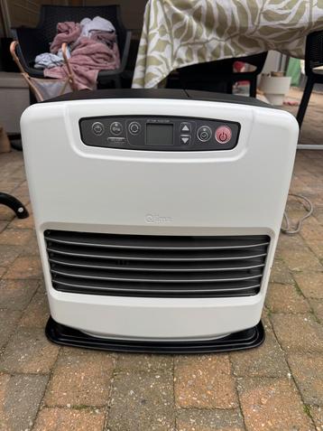 Qlima 4035c laser petroleum kachel (kort gebruikt), Autres carburants, Comme neuf, Enlèvement, Chauffage au kérosène