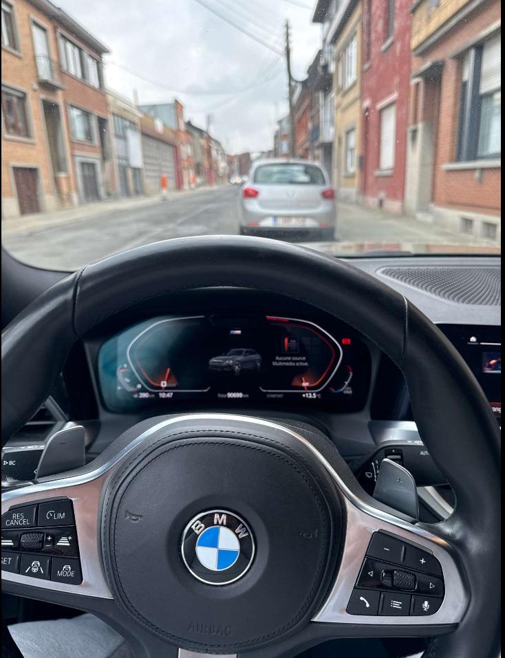 Bmw 330i 2019, Autos, BMW, Particulier, Série 3, Caméra 360°, ABS, Caméra de recul, Phares directionnels, Régulateur de distance