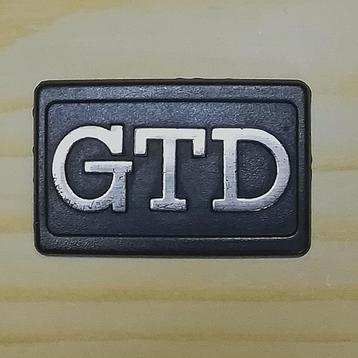 Emblème VW Golf/Jetta GTD, Enlèvement ou Envoi, Utilisé, Avant, Volkswagen