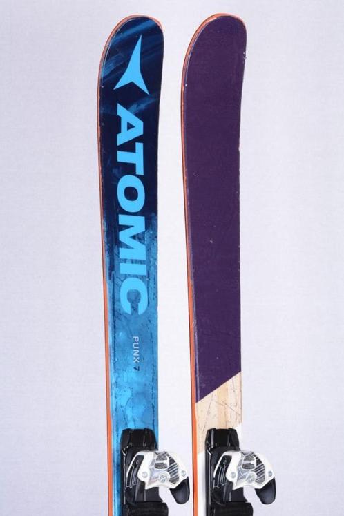 Skis acrobatiques de 182 cm ATOMIC PUNX 7, bleu/noir, power, Sports & Fitness, Ski & Ski de fond, Utilisé, Skis, Atomic, Carving