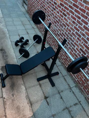 Homegym fitnesstoestellen beschikbaar voor biedingen
