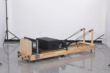 Opvouwbare Pilates Reformer – Luxe & Compact Studioapparaat beschikbaar voor biedingen