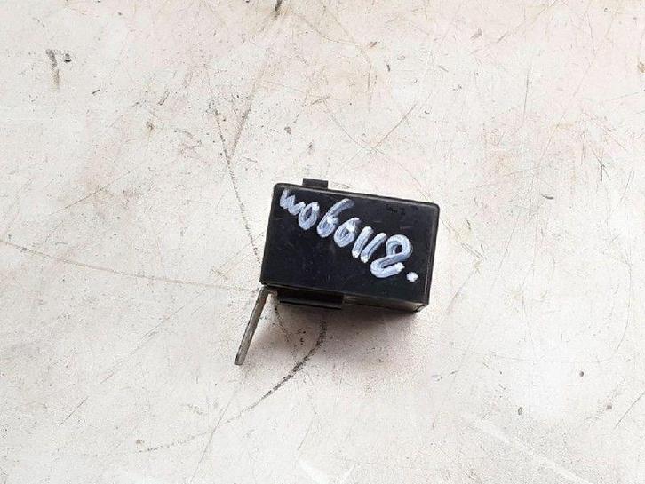 RELAIS Hyundai Accent II / Excel II / Pony (|9543022000|), Auto-onderdelen, Elektronica en Kabels, Hyundai, Gebruikt