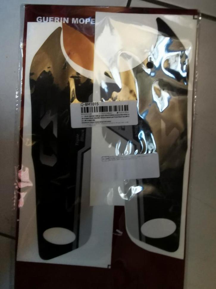 Bmw gs 1300 black triple tankpad disign protector, Motoren, Accessoires | Stickers, Ophalen of Verzenden