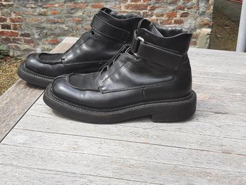 UNIEKE PRADA Boots - 25 jaar oud - perfecte staat!!