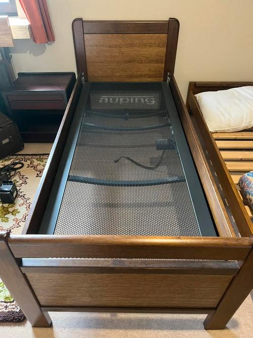 Auping 1-pers bed met elektrische spiraalbodem, Huis en Inrichting, Slaapkamer | Bedden, Gebruikt, Bruin, Verstelbaar, Ophalen