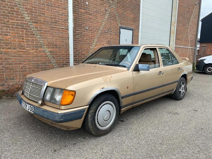 Mercedes 250D, van 09/1985, Belastingvrij, W124, Sport! 190d, Auto's, Oldtimers, Bedrijf, Mercedes-Benz, Diesel, Ophalen