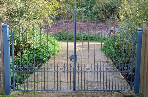 Porte de jardin galvanisé avec poteaux de fixation, Jardin & Terrasse, Portes de jardin, Comme neuf, Enlèvement