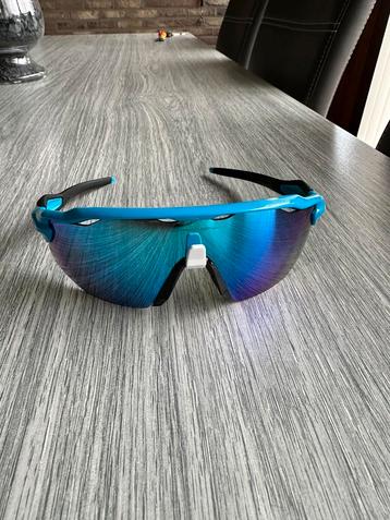 Oakley radar