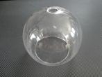 Glazen doorschijnende bol en glazen witte kubus van luster, Glas, Zo goed als nieuw, Ophalen