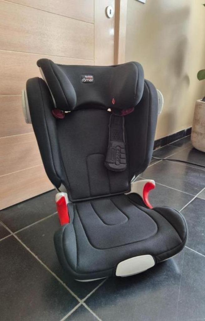Zo goed als nieuw: autostoel britax römer, Kinderen en Baby's, Autostoeltjes, Zo goed als nieuw, Romer, 15 t/m 36 kg, Autogordel of Isofix