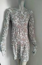 Robe blanche à imprimé floral Clockhouse mt M, Vêtements | Femmes, Comme neuf, Taille 38/40 (M), Clockhouse, Enlèvement ou Envoi