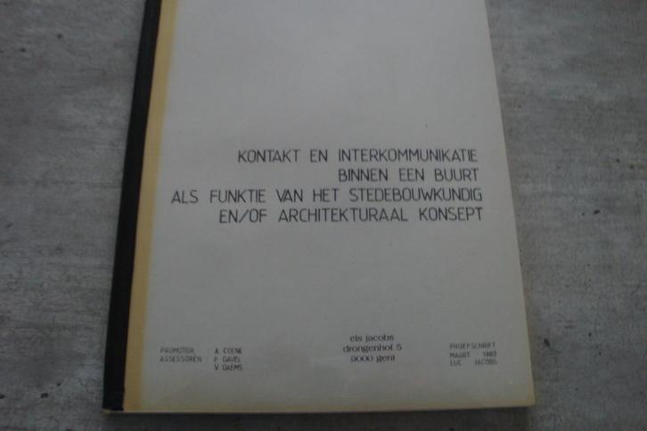 KONTAKT EN INTERKOMMUNICATIE BINNEN EEN BUURT .., Boeken, Politiek en Maatschappij, Gelezen, Ophalen of Verzenden