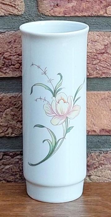 Vintage porseleinen vaas - Bavaria Creidlitz - Bloemendecor beschikbaar voor biedingen