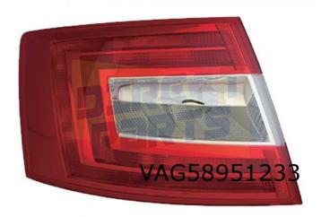 Skoda Octavia Sedan (3/13-3/17 Achterlicht Links LED OES! 5E beschikbaar voor biedingen