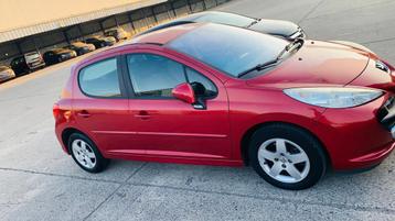 Peugeot 207*2008* 1.4 essence* A/C* 200:000km*5P*jantes beschikbaar voor biedingen