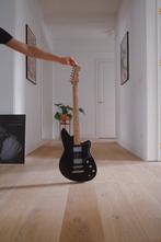 Reverend Descent RA Midnight Black Guitar, Muziek en Instrumenten, Versterkers | Bas en Gitaar, Ophalen of Verzenden, Zo goed als nieuw