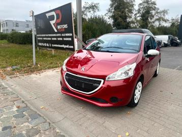 PEUGEOT 208/ BENZINE EURO5/ STAD AUTO beschikbaar voor biedingen
