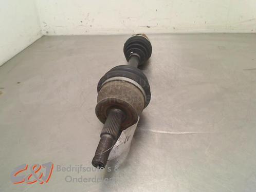 Aandrijfas links-voor van een Nissan Navara, Auto-onderdelen, Remmen en Aandrijving, Nissan, Gebruikt, 3 maanden garantie, Ophalen of Verzenden