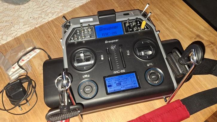 Graupner MC26, Hobby en Vrije tijd, Modelbouw | Radiografisch | Overige, Zo goed als nieuw, Ophalen