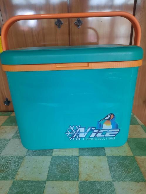 grote nieuwe luxe frigobox met picknickset voor 4 personen, Caravans en Kamperen, Koelboxen, Nieuw, Koelbox, Ophalen of Verzenden