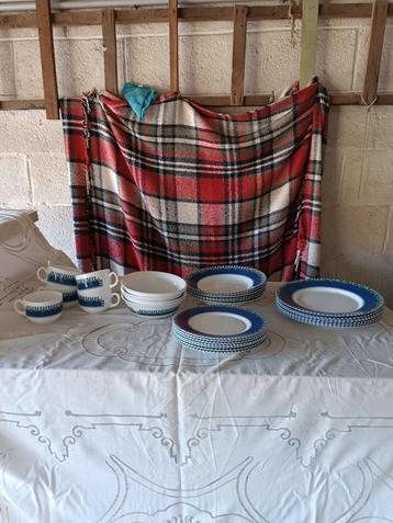 A vendre lot arcopal beschikbaar voor biedingen