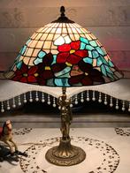 Mooie tiffanylamp met bloemmotief, Antiek en Kunst, Ophalen