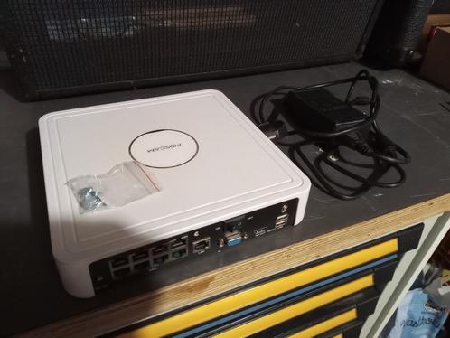 Foscam FN8108HE 8-kanaals 5MP POE NVR, Audio, Tv en Foto, Videobewaking, Gebruikt, Buitencamera, Ophalen