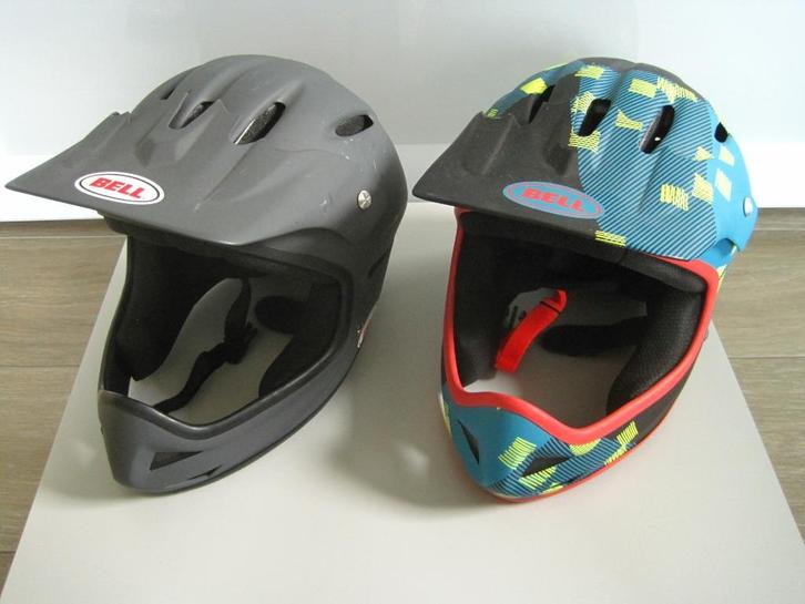 Full face helm Bell - 56 tot 58 cm - medium, Fietsen en Brommers, Fietsaccessoires | Fietshelmen, Gebruikt, Ophalen of Verzenden