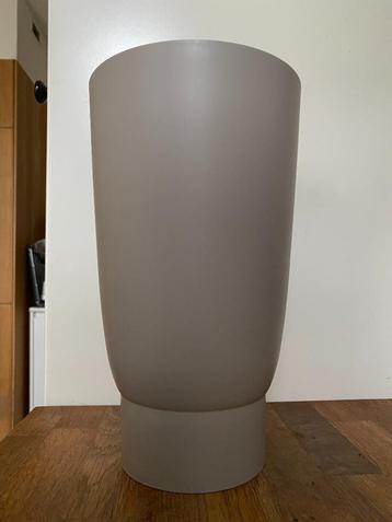 Totem Vase - The Meccano Company beschikbaar voor biedingen