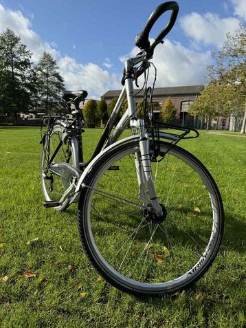 Oxford Damesfiets in perfecte staat beschikbaar voor biedingen