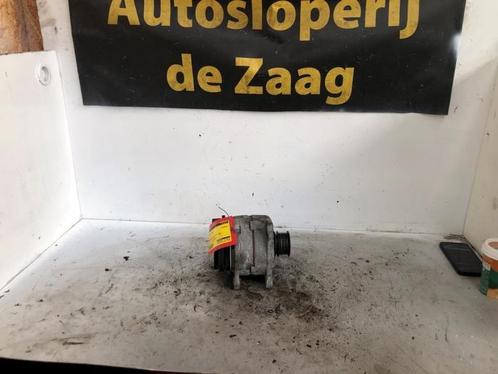 Dynamo van een Renault Clio, Auto-onderdelen, Motor en Toebehoren, Renault, Gebruikt, 3 maanden garantie, Ophalen of Verzenden