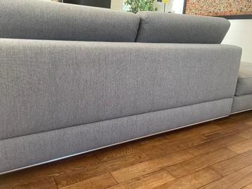 Italiaanse designzetel beschikbaar voor biedingen