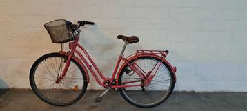 Te koop fiets  beschikbaar voor biedingen