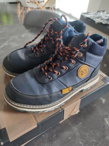 Chaussures garcon 37 beschikbaar voor biedingen